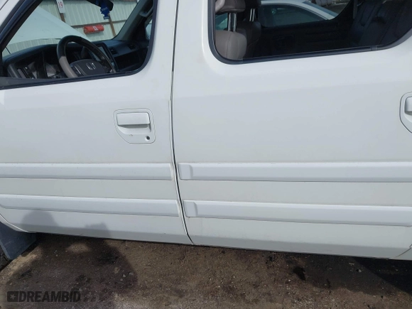 2011 Honda Ridgeline RTL with VIN 5FPYK1F52BB454283, listed as a IAAI auction lot 41841235 with 1 mi miles. Bid and sale history available at carsss.com. Image 13.