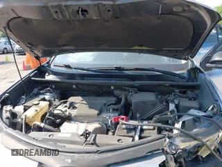 2017 Toyota RAV4 LE z VIN 2T3BFREVXHW641518, wystawiony jako IAAI lot #42306929 z przebiegiem 79 896 mil mil oraz . Historia ofert i sprzedaży dostępna na DreamBid. Obrazek 10.