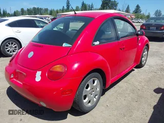2003 Volkswagen Beetle GLS с VIN 3VWCK21C83M420468, выставлен на аукционе IAAI как лот 42450376 с пробегом 195 167 миль миль и . История ставок и продаж доступна на DreamBid. Изображение 4.
