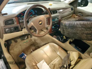 2014 Chevrolet Suburban LT with VIN 1GNSCJE01ER203892, listed as a Copart auction lot 45012795 with 183,901 mi miles and Salvage Title. Bid and sale history available at carsss.com. Image 8.