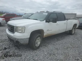 2008 GMC Sierra 3500HD SRW SLT z VIN 1GTHK33698F143679, wystawiony jako Copart lot #50170115 z przebiegiem 417 088 mil mil oraz Tytuł czysty. Historia ofert i sprzedaży dostępna na DreamBid. Obrazek 1.