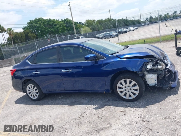 2019 Nissan Sentra SR with VIN 3N1AB7AP2KY236695, listed as a IAAI auction lot 42055631 with 51,429 mi miles. Bid and sale history available at carsss.com. Image 14.