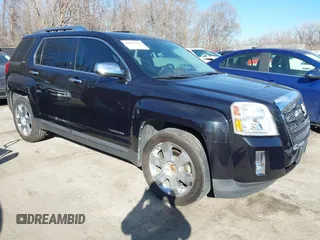 2011 GMC Terrain SLT-2 with VIN 2CTFLXE57B6279282, listed as a IAAI auction lot 41671256 with 166,254 mi miles. Bid and sale history available at carsss.com. Image 1.
