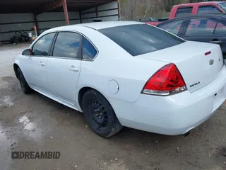2014 Chevrolet Impala Limited Police Police with VIN 2G1WD5E31E1185243, listed as a IAAI auction lot 41685624 with 131,335 mi miles. Bid and sale history available at carsss.com. Image 3.
