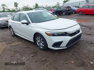 2024 Honda Civic LX z VIN 2HGFE2F20RH523593, wystawiony jako IAAI lot #42213468 z przebiegiem 13 561 mil mil oraz . Historia ofert i sprzedaży dostępna na DreamBid. Obrazek 1.