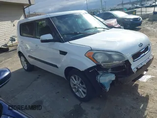 2012 Kia Soul + with VIN KNDJT2A67C7448919, listed as a IAAI auction lot 41945100 with 113,454 mi miles. Bid and sale history available at carsss.com. Image 1.
