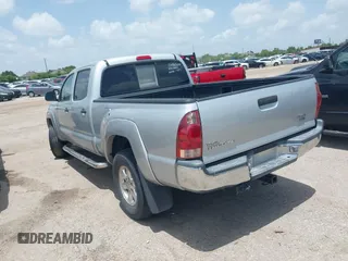 2006 Toyota Tacoma PreRunner z VIN 3TMKU72N76M008066, wystawiony jako IAAI lot #42692603 z przebiegiem 208 065 mil mil oraz . Historia ofert i sprzedaży dostępna na DreamBid. Obrazek 3.