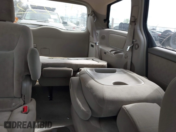 2005 Toyota Sienna XLE with VIN 5TDZA22C15S236748, listed as a IAAI auction lot 41901333 with 254,436 mi miles. Bid and sale history available at carsss.com. Image 8.