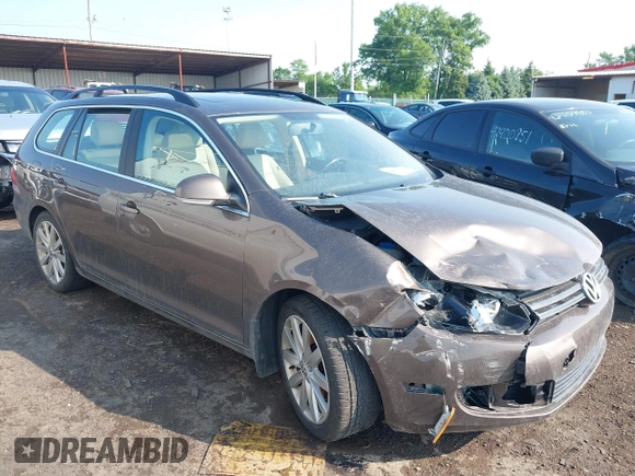 2013 Volkswagen Jetta TDI w/Sunroof & Nav with VIN 3VWPL7AJ5DM611552, listed as a IAAI auction lot 42446922 with 111,339 mi miles and . Bid and sale history available at DreamBid. Image 1.
