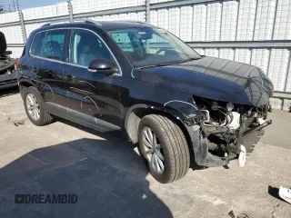 2017 Volkswagen Tiguan Wolfsburg Edition with VIN WVGRV7AX5HW505484, listed as a Copart auction lot 61662705 with 88,012 mi miles and Salvage title. Bid and sale history available at DreamBid. Image 4.