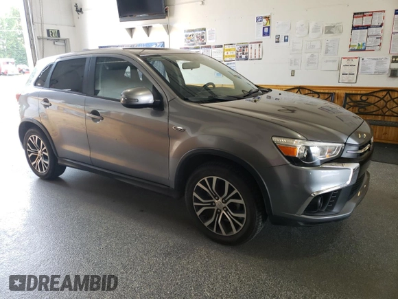 2019 Mitsubishi Outlander ES z VIN JA4AP3AU1KU017981, wystawiony jako Copart lot #60572435 z przebiegiem 111 931 mil mil oraz Czysty tytuł • Clean title. Historia ofert i sprzedaży dostępna na DreamBid. Obrazek 4.