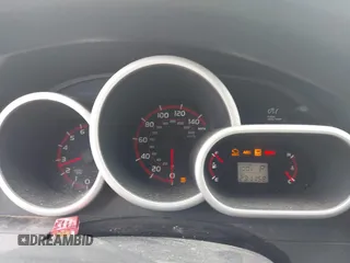 2009 Pontiac Vibe 1SB with VIN 5Y2SP67099Z416473, listed as a IAAI auction lot 42766091 with 231,158 mi miles and . Bid and sale history available at DreamBid. Image 7.