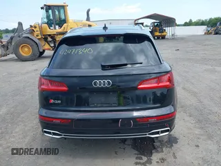 2018 Audi SQ5 Premium Plus z VIN WA1A4AFYXJ2169180, wystawiony jako IAAI lot #42471340 z przebiegiem 57 235 mil mil oraz . Historia ofert i sprzedaży dostępna na DreamBid. Obrazek 16.