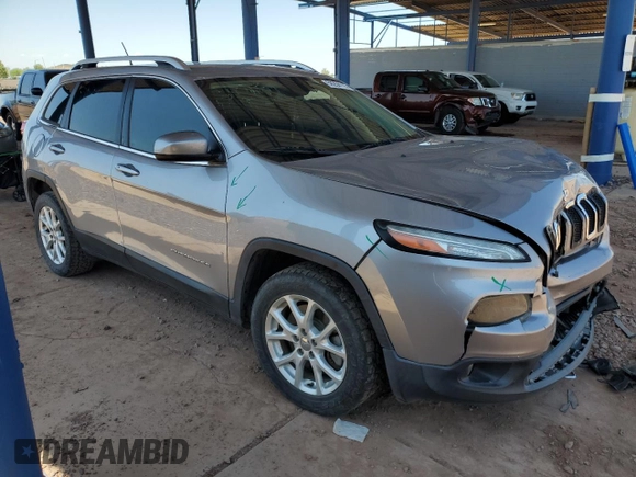 2018 Jeep Cherokee Latitude Plus with VIN 1C4PJLLBXJD519643, listed as a Copart auction lot 59264115 with 95,321 mi miles and Salvage title. Bid and sale history available at DreamBid. Image 4.
