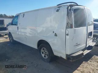 2005 Chevrolet Express Cargo with VIN 1GCFG15X351206710, listed as a IAAI auction lot 40946502 with 242,421 mi miles and . Bid and sale history available at DreamBid. Image 3.