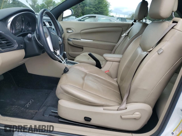 2011 Chrysler 200 Limited with VIN 1C3BC7EG6BN623812, listed as a Copart auction lot 55595095 with 94,843 mi miles and Salvage Title. Bid and sale history available at DreamBid. Image 7.