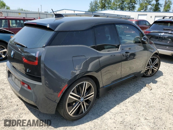 2015 BMW i3 with VIN WBY1Z4C57FV501809, listed as a Copart auction lot 53461373 with 0 mi miles. Bid and sale history available at carsss.com. Image 3.