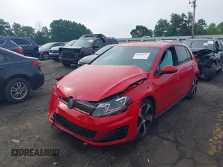 2017 Volkswagen GTI S z VIN 3VW4T7AU1HM076156, wystawiony jako IAAI lot #42216232 z przebiegiem 40 388 mil mil oraz . Historia ofert i sprzedaży dostępna na DreamBid. Obrazek 2.