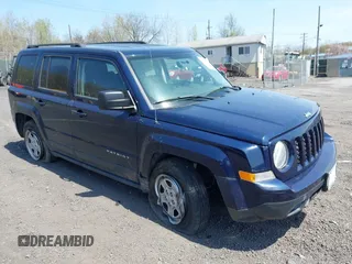 2015 Jeep Patriot Sport z VIN 1C4NJPBA5FD280680, wystawiony jako IAAI lot #42108096 z przebiegiem 93 859 mil mil oraz . Historia ofert i sprzedaży dostępna na DreamBid. Obrazek 1.