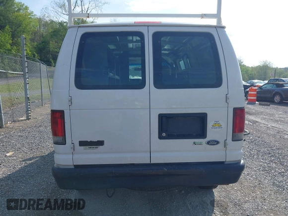 2010 Ford Econoline Cargo Commercial с VIN 1FTNE2EW9ADA55959, выставлен на аукционе IAAI как лот 42133248 с пробегом 271 470 миль миль и . История ставок и продаж доступна на DreamBid. Изображение 16.