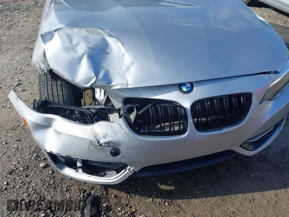 2016 BMW 2 Series 228i with VIN WBA1F9C58GV546490, listed as a IAAI auction lot 41811819 with 69,434 mi miles. Bid and sale history available at carsss.com. Image 19.