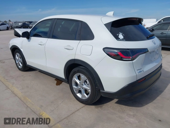 2024 Honda HR-V LX with VIN 3CZRZ1H36RM755403, listed as a IAAI auction lot 41677580 with 15,392 mi miles. Bid and sale history available at carsss.com. Image 3.