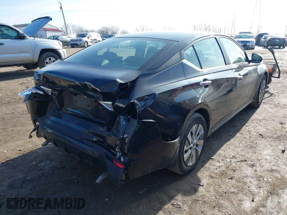 2024 Nissan Altima 2.5 S with VIN 1N4BL4BV1RN414040, listed as a IAAI auction lot 41219296 with 8,604 mi miles. Bid and sale history available at carsss.com. Image 6.