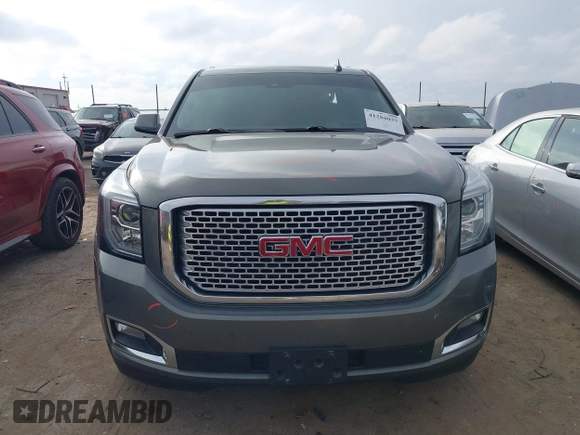 2017 GMC Yukon XL Denali with VIN 1GKS2HKJ9HR197818, listed as a IAAI auction lot 41288059 with 172,565 mi miles. Bid and sale history available at carsss.com. Image 12.