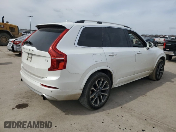 2018 Volvo XC90 Momentum with VIN YV4102CK5J1339147, listed as a Copart auction lot 42347974 with 43,194 mi miles. Bid and sale history available at carsss.com. Image 3.