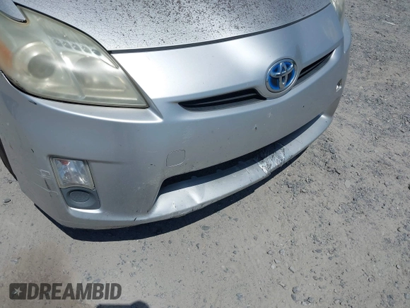 2010 Toyota Prius II with VIN JTDKN3DU7A0094498, listed as a IAAI auction lot 42071986 with 277,660 mi miles. Bid and sale history available at carsss.com. Image 6.