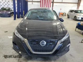 2019 Nissan Altima SR with VIN 1N4BL4CV0KC207218, listed as a Copart auction lot 49117405 with 109,191 mi miles and Salvage Title. Bid and sale history available at DreamBid. Image 5.