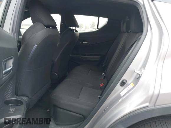 2018 Toyota C-HR XLE with VIN JTNKHMBX5J1011568, listed as a IAAI auction lot 42043867 with 30,699 mi miles. Bid and sale history available at carsss.com. Image 8.