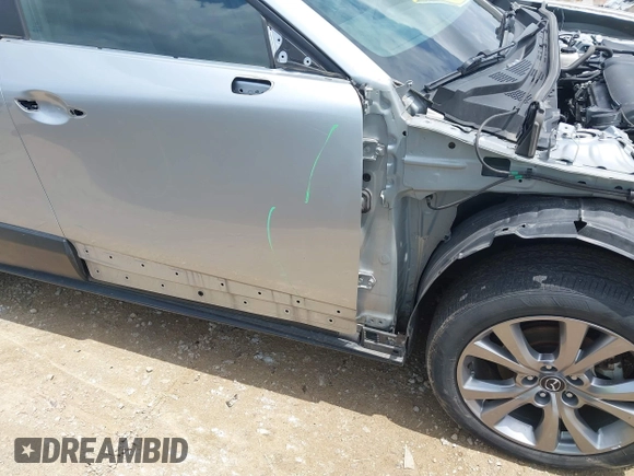 2021 Mazda CX-30 Select with VIN 3MVDMBBL1MM245514, listed as a IAAI auction lot 42517295 with 71,270 mi miles and . Bid and sale history available at DreamBid. Image 19.