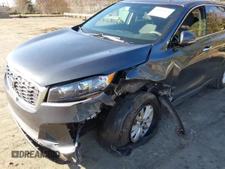 2020 Kia Sorento L with VIN 5XYPG4A31LG662078, listed as a IAAI auction lot 41537124 with 65,976 mi miles. Bid and sale history available at carsss.com. Image 6.