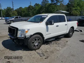 2021 Nissan Titan SV z VIN 1N6AA1EDXMN527522, wystawiony jako Copart lot #52826715 z przebiegiem 79 450 mil mil oraz Szkoda całkowita • Salvage title. Historia ofert i sprzedaży dostępna na DreamBid. Obrazek 1.