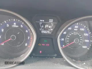 2016 Hyundai Elantra SE with VIN 5NPDH4AE7GH728956, listed as a IAAI auction lot 42060018 with 199,829 mi miles. Bid and sale history available at carsss.com. Image 7.