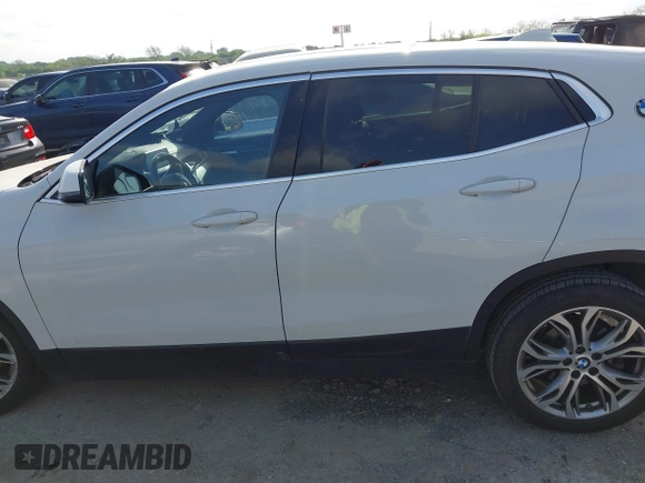 2020 BMW X2 sDrive28i with VIN WBXYH9C07L5P35810, listed as a IAAI auction lot 42043222 with 101,329 mi miles and . Bid and sale history available at DreamBid. Image 14.