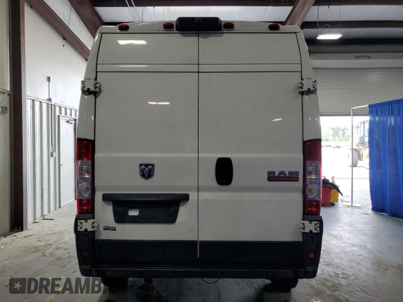 2019 Ram ProMaster Cargo with VIN 3C6TRVBG1KE547404, listed as a Copart auction lot 52637575 with 112,929 mi miles and Clean Title. Bid and sale history available at DreamBid. Image 6.