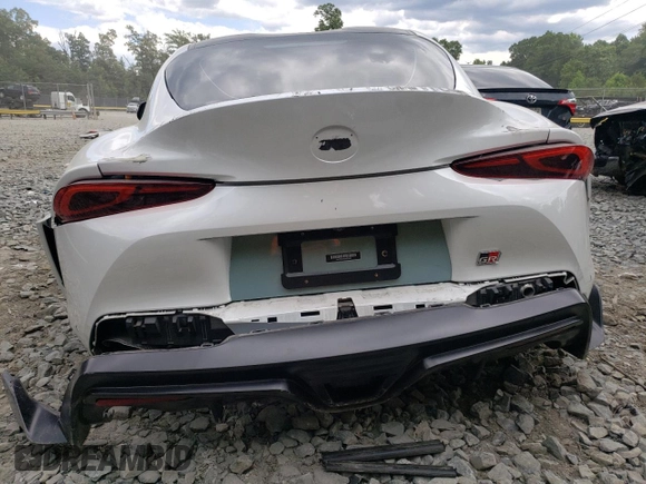2020 Toyota Supra 3.0 with VIN WZ1DB4C03LW025590, listed as a Copart auction lot 58242644 with Not provided miles and Salvage title. Bid and sale history available at DreamBid. Image 6.