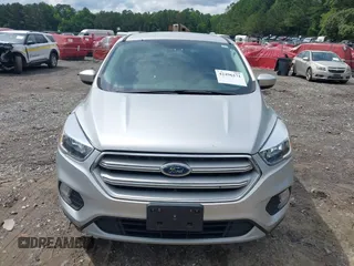 2017 Ford Escape SE z VIN 1FMCU9GD3HUA74463, wystawiony jako IAAI lot #42496171 z przebiegiem 160 534 mil mil oraz . Historia ofert i sprzedaży dostępna na DreamBid. Obrazek 12.