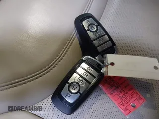 2020 Ford Explorer Platinum с VIN 1FM5K8HC8LGC91187, выставлен на аукционе IAAI как лот 40890302 с пробегом 42 632 миль миль и . История ставок и продаж доступна на DreamBid. Изображение 11.