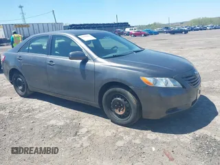 2007 Toyota Camry CE with VIN 4T1BE46K77U046272, listed as a IAAI auction lot 42048401 with 1 mi miles. Bid and sale history available at carsss.com. Image 1.