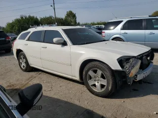 2007 Dodge Magnum z VIN 2D4FV47V77H776624, wystawiony jako Copart lot #70665334 z przebiegiem 211 212 mil mil oraz Szkoda całkowita • Salvage title. Historia ofert i sprzedaży dostępna na DreamBid. Obrazek 4.
