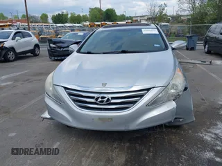 2014 Hyundai Sonata Limited с VIN 5NPEC4AC5EH857132, выставлен на аукционе IAAI как лот 42006128 с пробегом 154 604 миль миль и . История ставок и продаж доступна на DreamBid. Изображение 13.