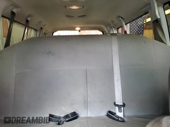 2014 Ford Econoline Passenger XL z VIN 1FBSS3BL1EDA92915, wystawiony jako Copart lot #56422285 z przebiegiem 164 704 mil mil oraz Tytuł czysty. Historia ofert i sprzedaży dostępna na DreamBid. Obrazek 10.
