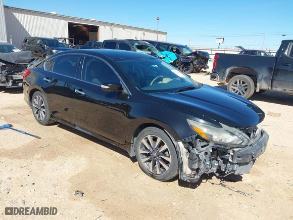 2017 Nissan Altima 2.5 SR with VIN 1N4AL3AP2HC258805, listed as a IAAI auction lot 41576085 with 137,491 mi miles. Bid and sale history available at carsss.com. Image 1.