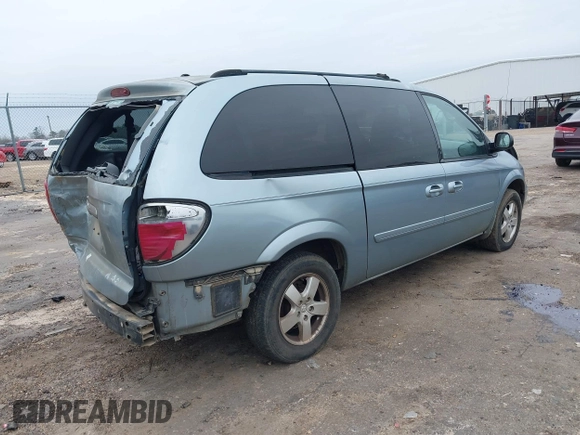 2006 Chrysler Town & Country LX with VIN 2A4GP44R56R738167, listed as a IAAI auction lot 41485614 with 279,103 mi miles and . Bid and sale history available at DreamBid. Image 4.