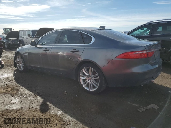 2016 Jaguar XF 35t Prestige z VIN SAJBK4BV8GCY18346, wystawiony jako Copart lot #46985125 z przebiegiem 89 484 mil mil oraz Szkoda całkowita • Salvage title. Historia ofert i sprzedaży dostępna na DreamBid. Obrazek 2.