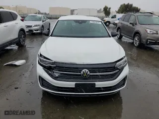 2024 Volkswagen Jetta Sport with VIN 3VWBM7BUXRM041829, listed as a Copart auction lot 44043835 with 4,920 mi miles and Salvage Title. Bid and sale history available at carsss.com. Image 5.