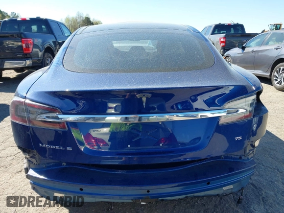 2017 Tesla Model S 60 with VIN 5YJSA1E19HF186227, listed as a IAAI auction lot 41888015 with 105,510 mi miles and . Bid and sale history available at DreamBid. Image 17.